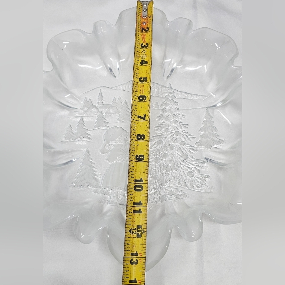 Mikasa Glass Frosted Plate Candy Cookie Dish Serving Platter Christmas Scene 13" - Picture 8 of 11